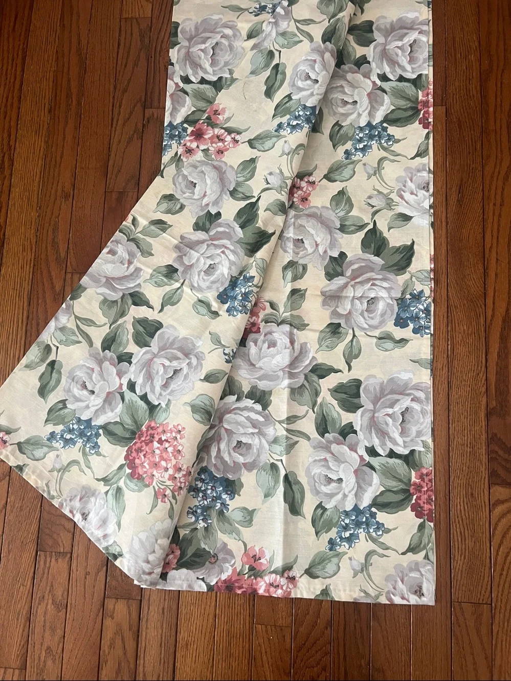 Crown Craft Williamsburg  Floral Garden Gable Ruffled Top Shower Curtain 72”L